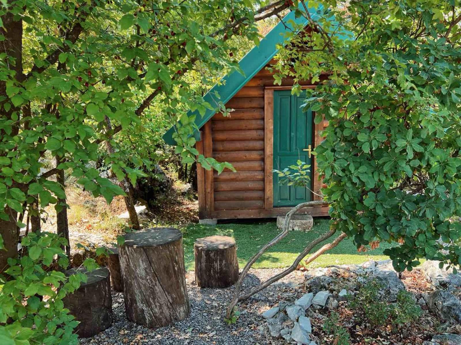 Готель Camp Oaza,Lipa Цетинє Екстер'єр фото