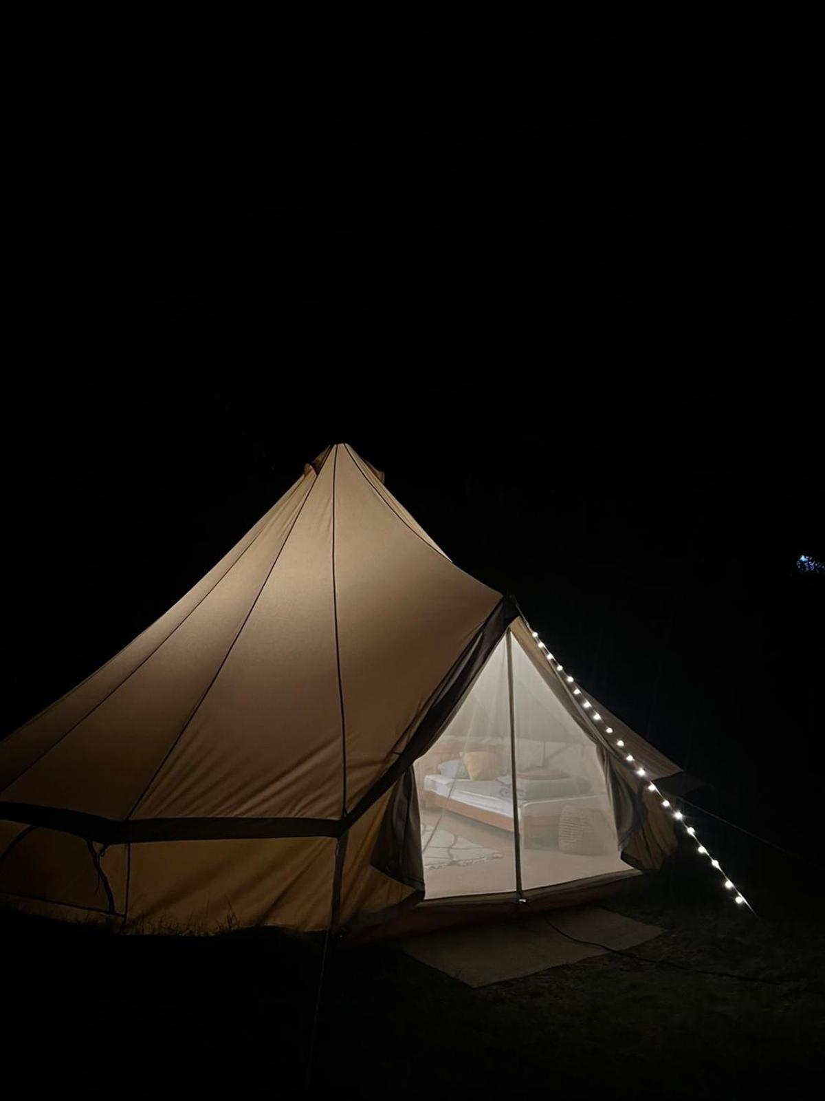 Готель Camp Oaza,Lipa Цетинє Екстер'єр фото